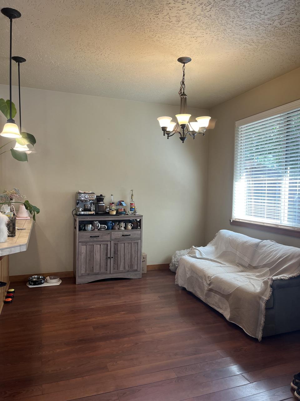 Profile photo 3 of 19