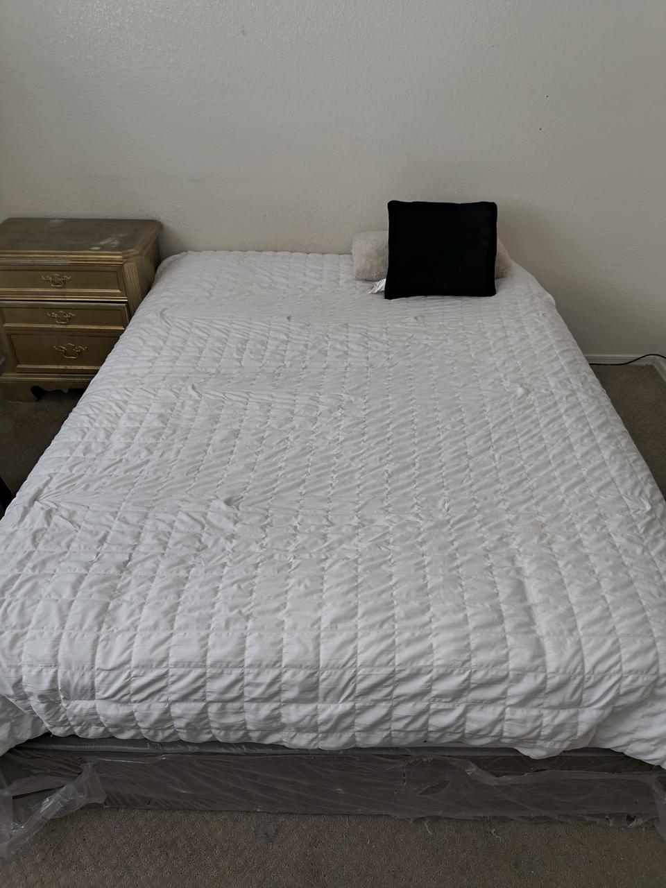 Profile photo 1 of 9