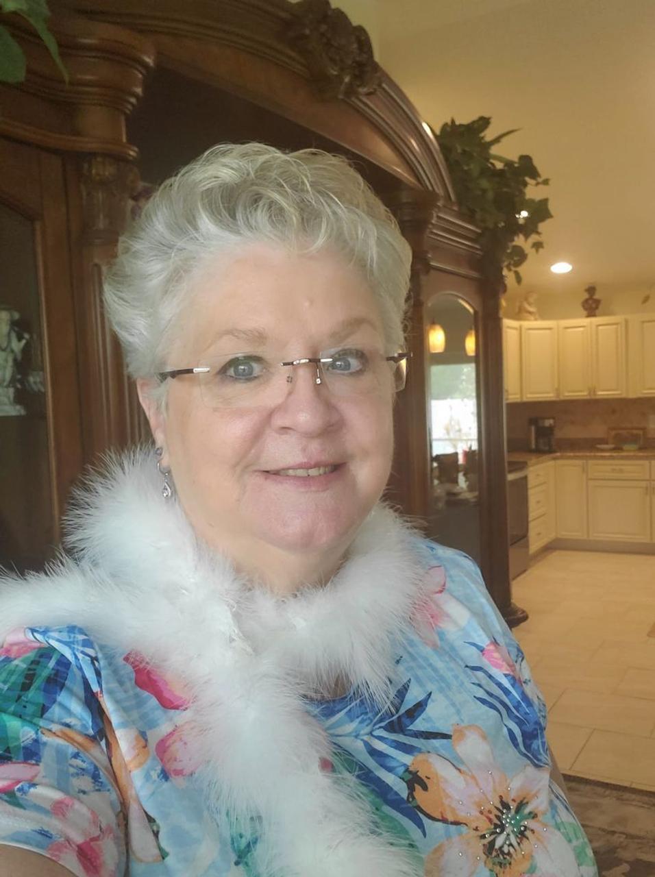 Profile photo 21 of 21