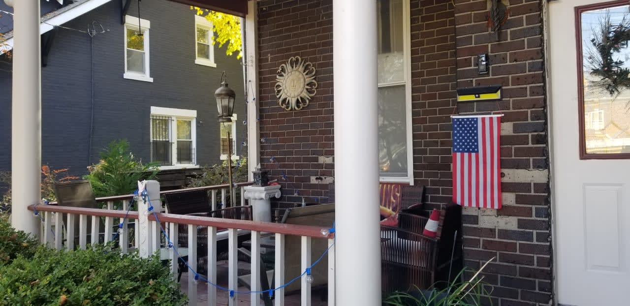 Profile photo 7 of 20