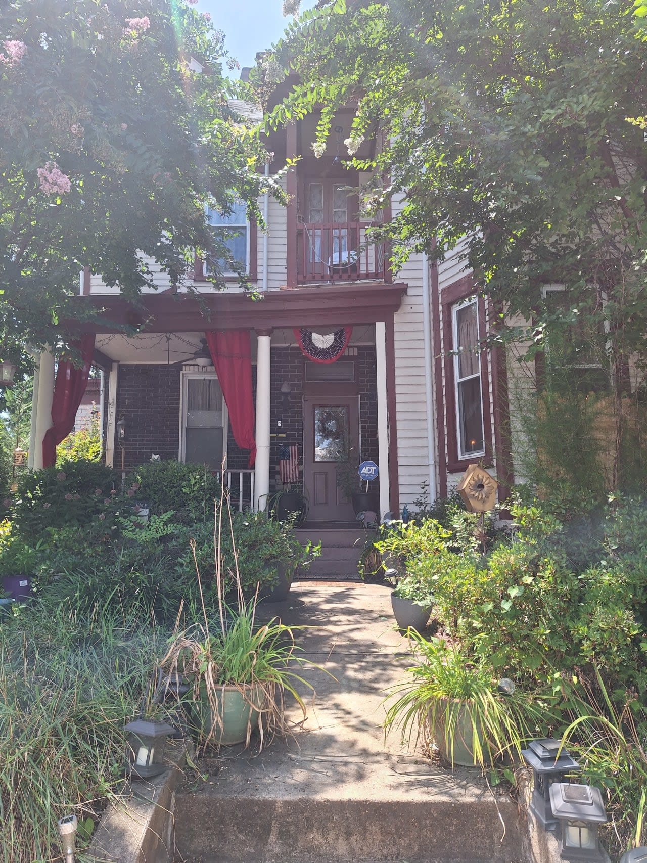 Profile photo 19 of 20