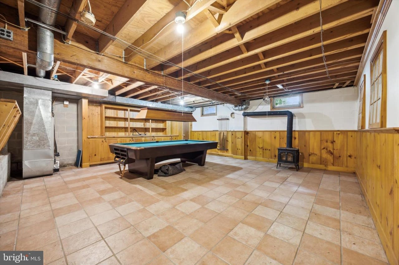 Profile photo 7 of 11