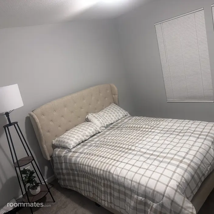 Room for rent in Portsmouth, VA $650, house