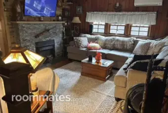 Room for rent in Burlington, CT $875, house