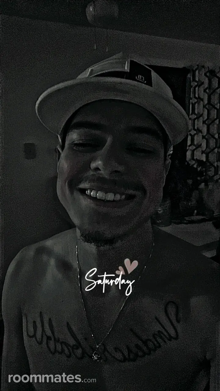 Profile photo 4 of 4