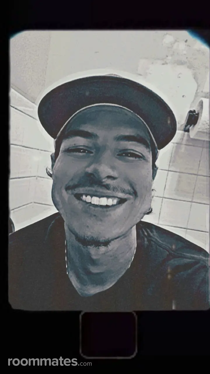 Profile photo 2 of 4