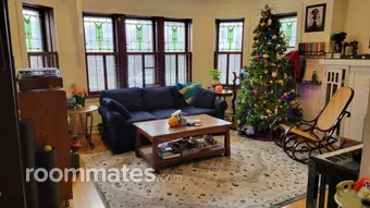 Room for rent in Chicago, IL $1000, house
