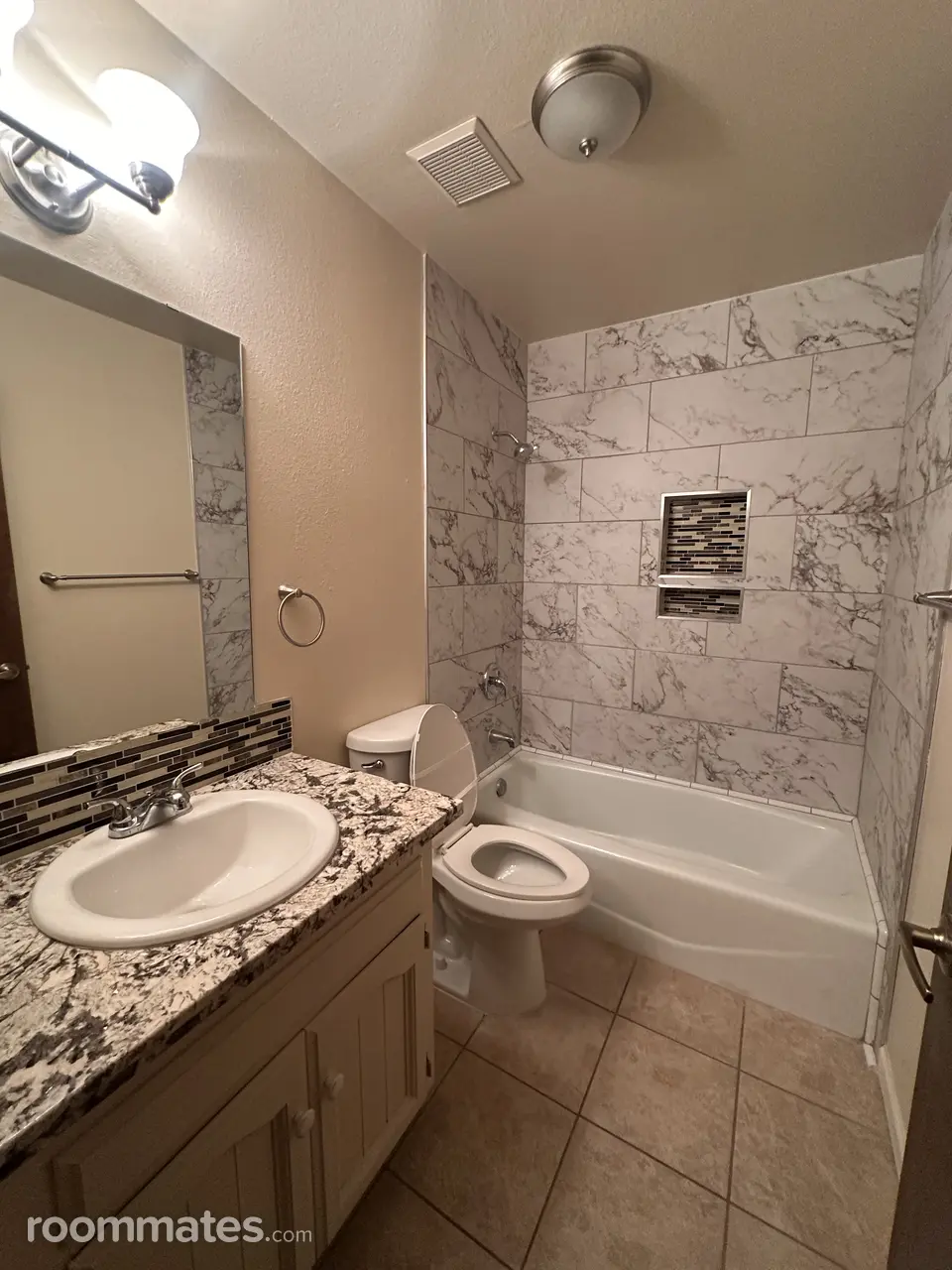 Profile photo 8 of 11