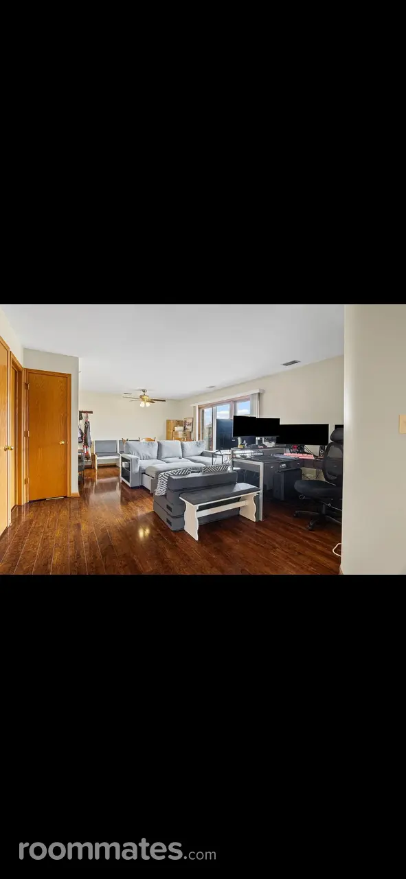 Profile photo 5 of 10