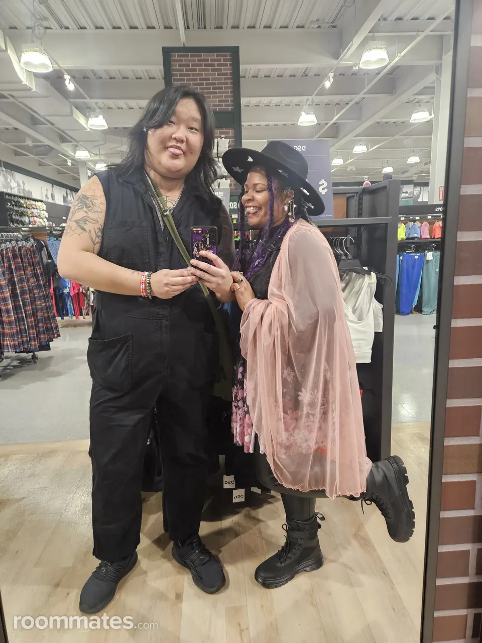 Profile photo 10 of 10