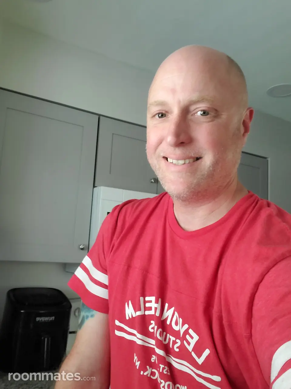 Profile photo 3 of 3