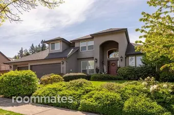 Room for rent in Eugene, OR $900, house