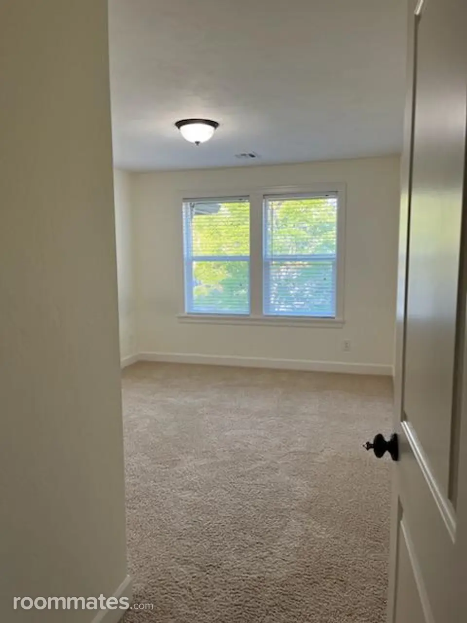 Profile photo 4 of 10