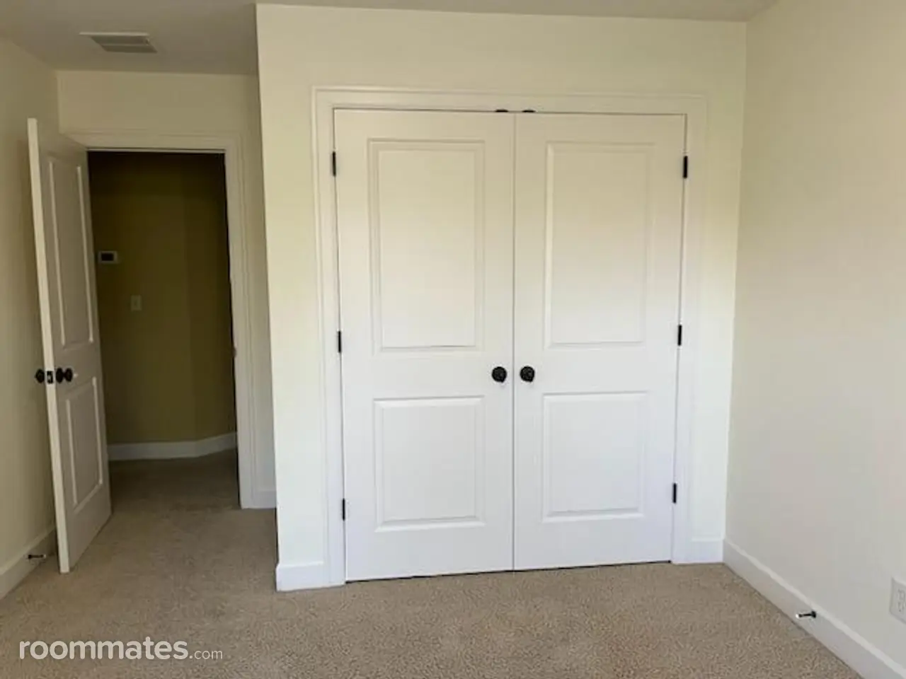 Profile photo 5 of 10