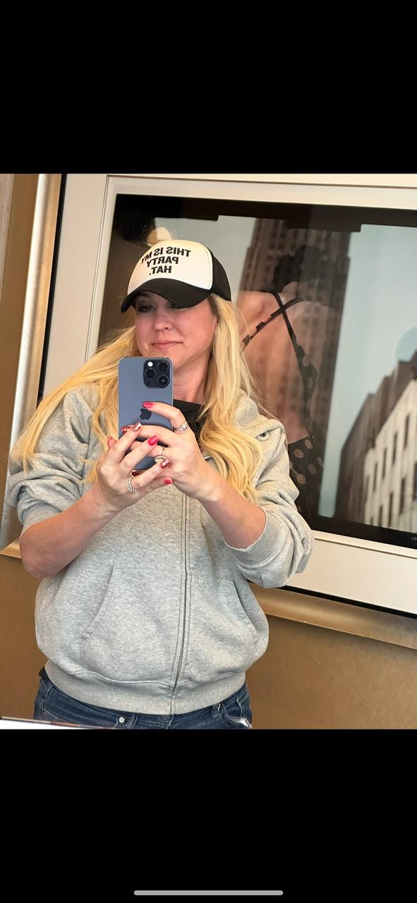 Profile photo 11 of 11