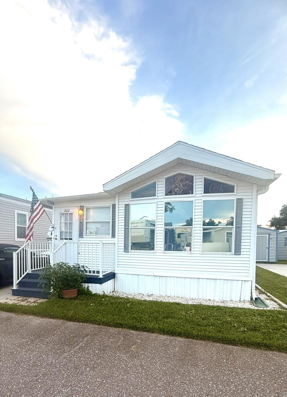 Profile photo 1 of 11