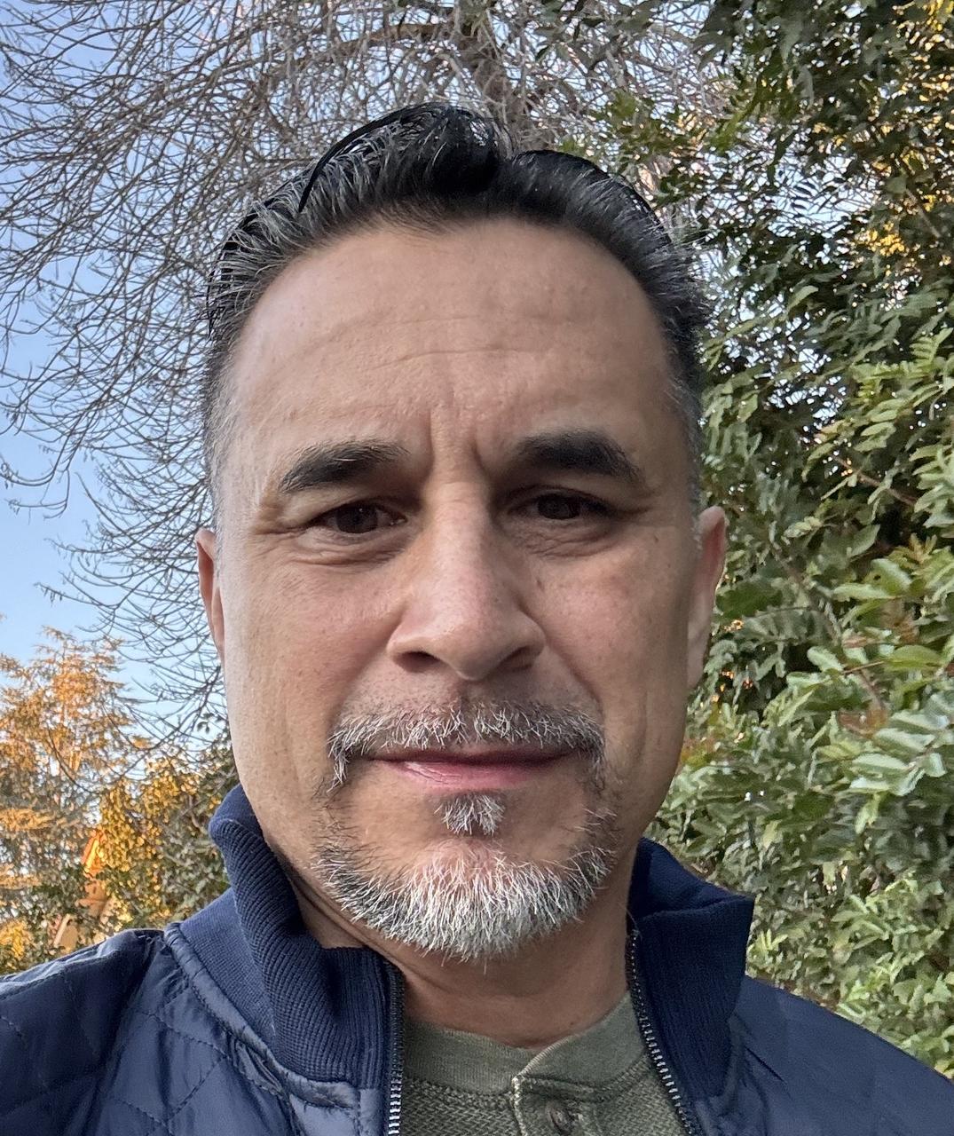 Profile photo 1 of 1