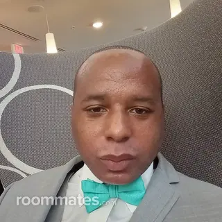 Roommate looking Gulfport, MS, $300