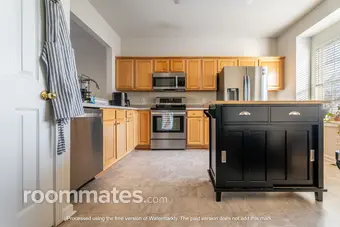 Room for rent in Raleigh, NC $800, townhouse