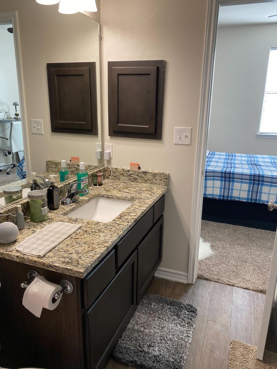 Profile photo 5 of 21