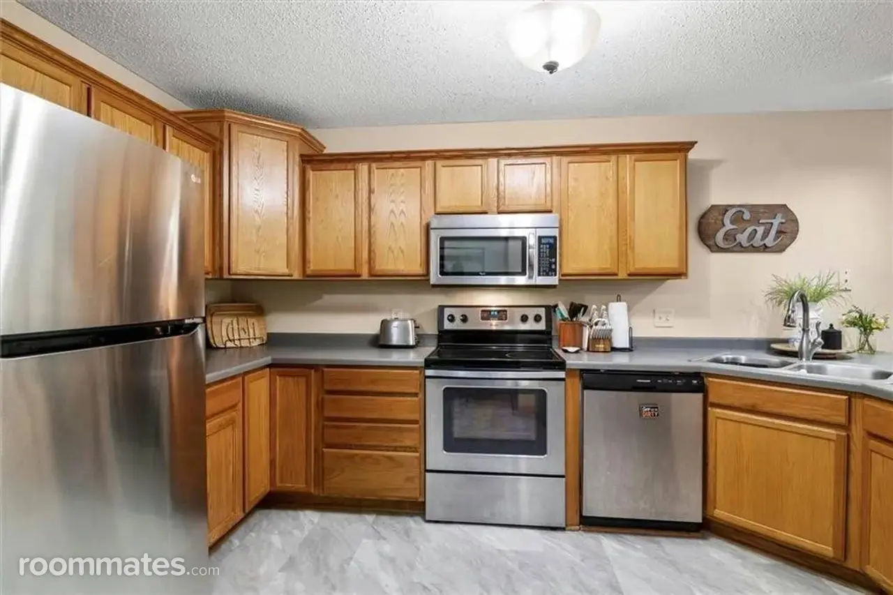 Profile photo 6 of 7