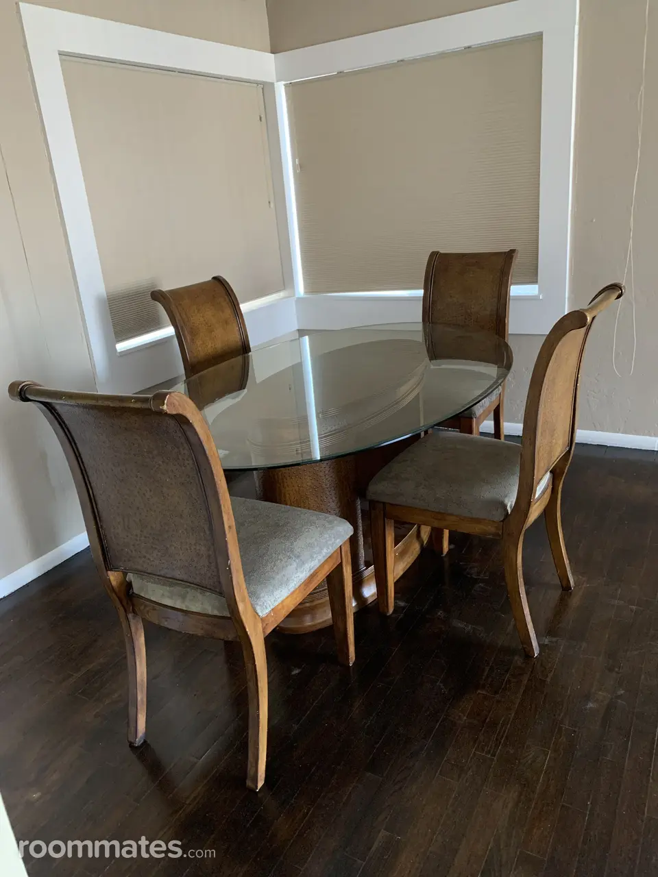 Profile photo 7 of 10