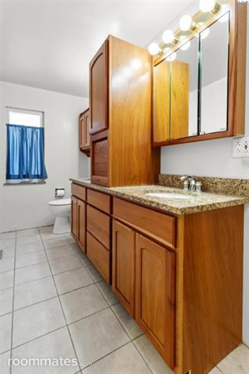 Room for rent in Kennewick, WA $1095, house