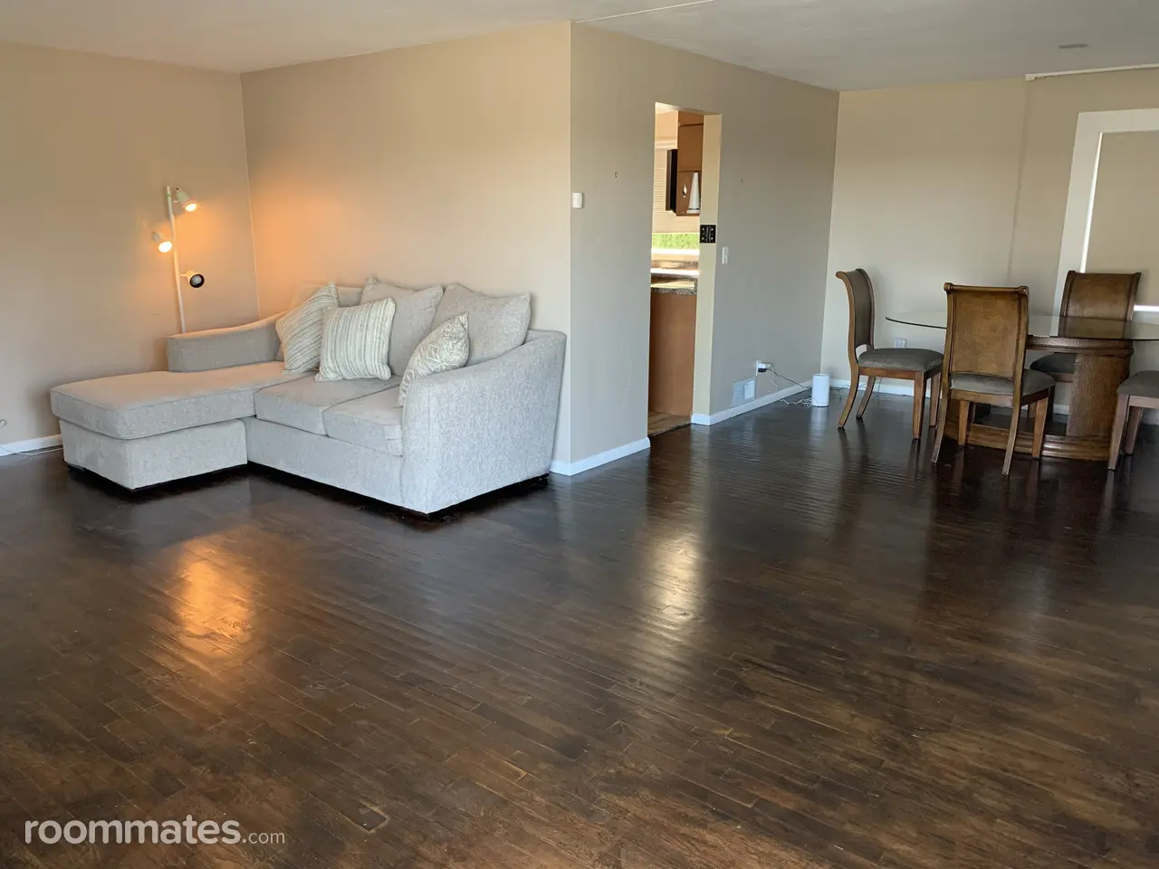 Profile photo 8 of 10