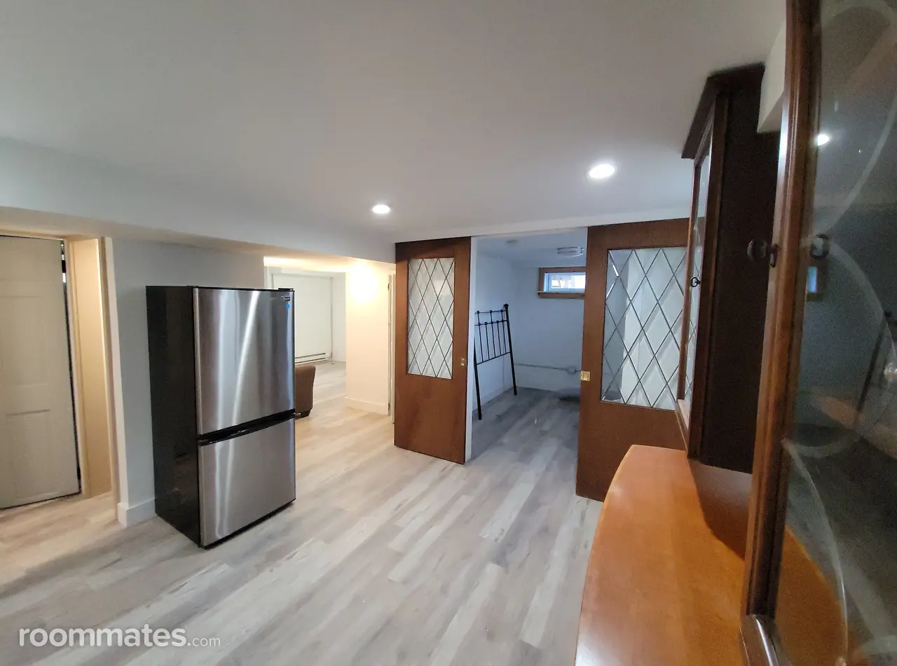 Profile photo 7 of 7