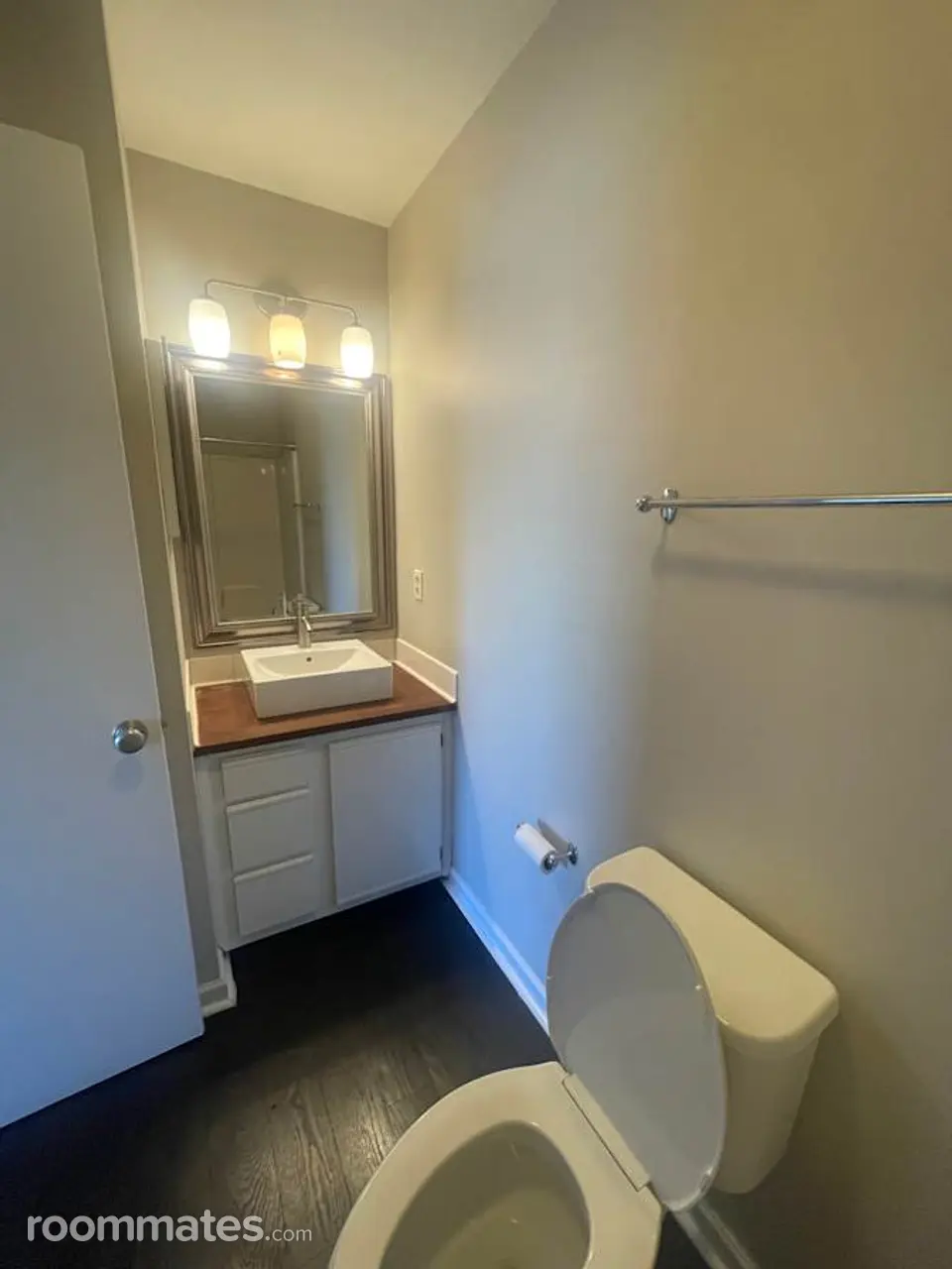 Profile photo 2 of 10