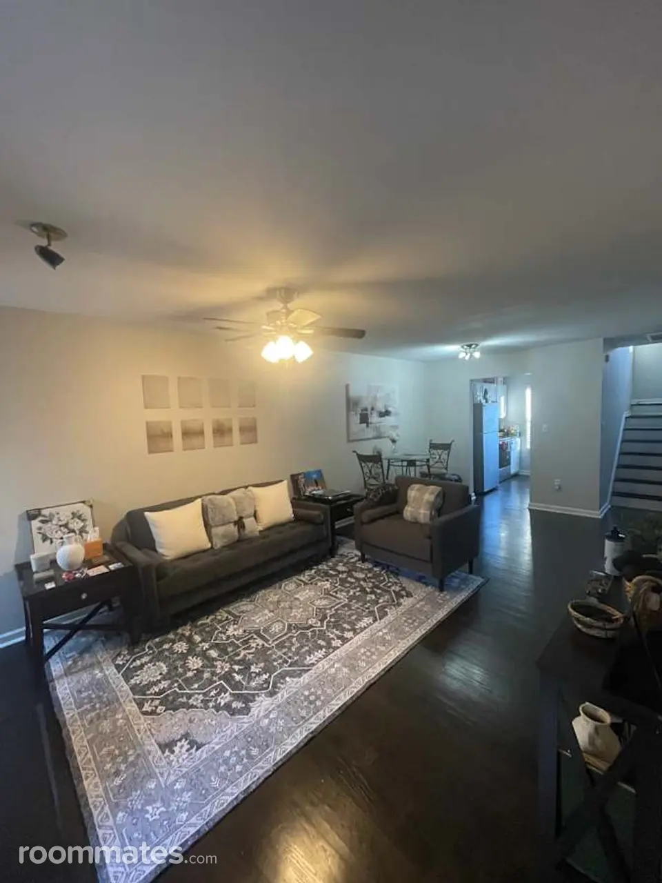 Profile photo 7 of 10