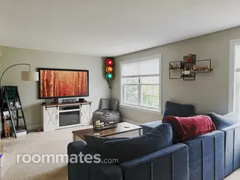 Room for rent in Glenside, PA $800, townhouse