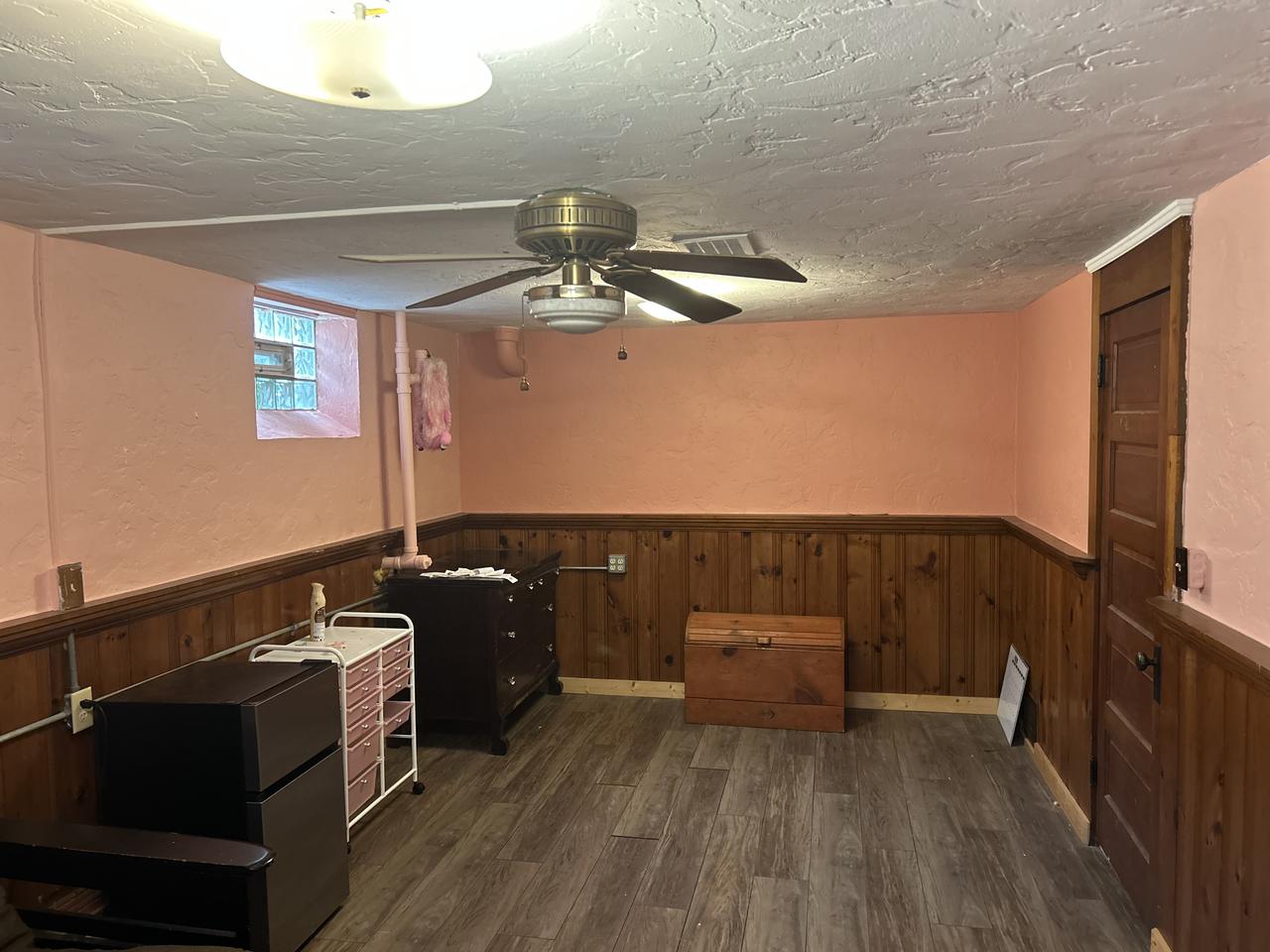 Profile photo 3 of 6