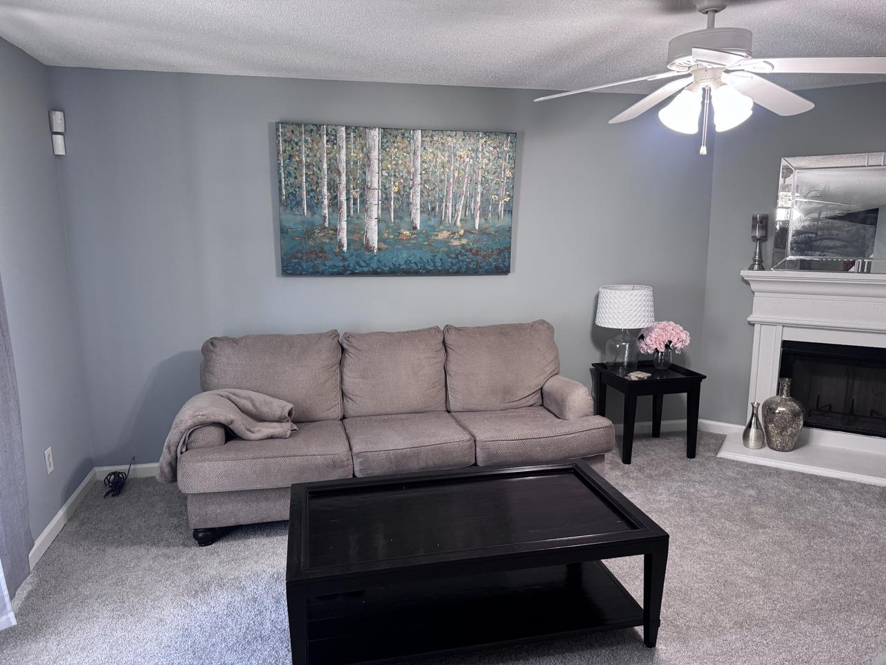 Profile photo 7 of 10