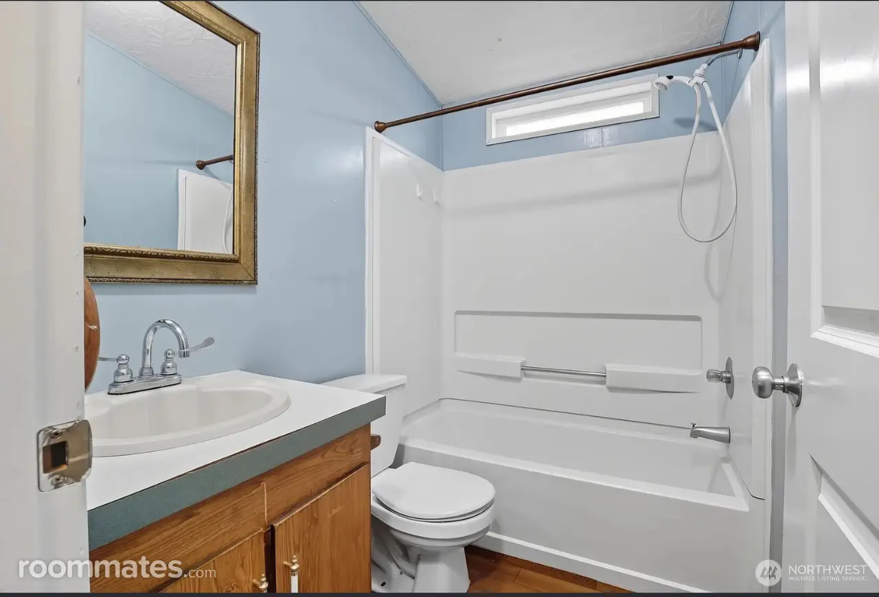 Profile photo 2 of 4