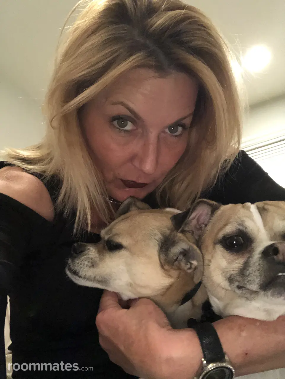 Profile photo 4 of 4