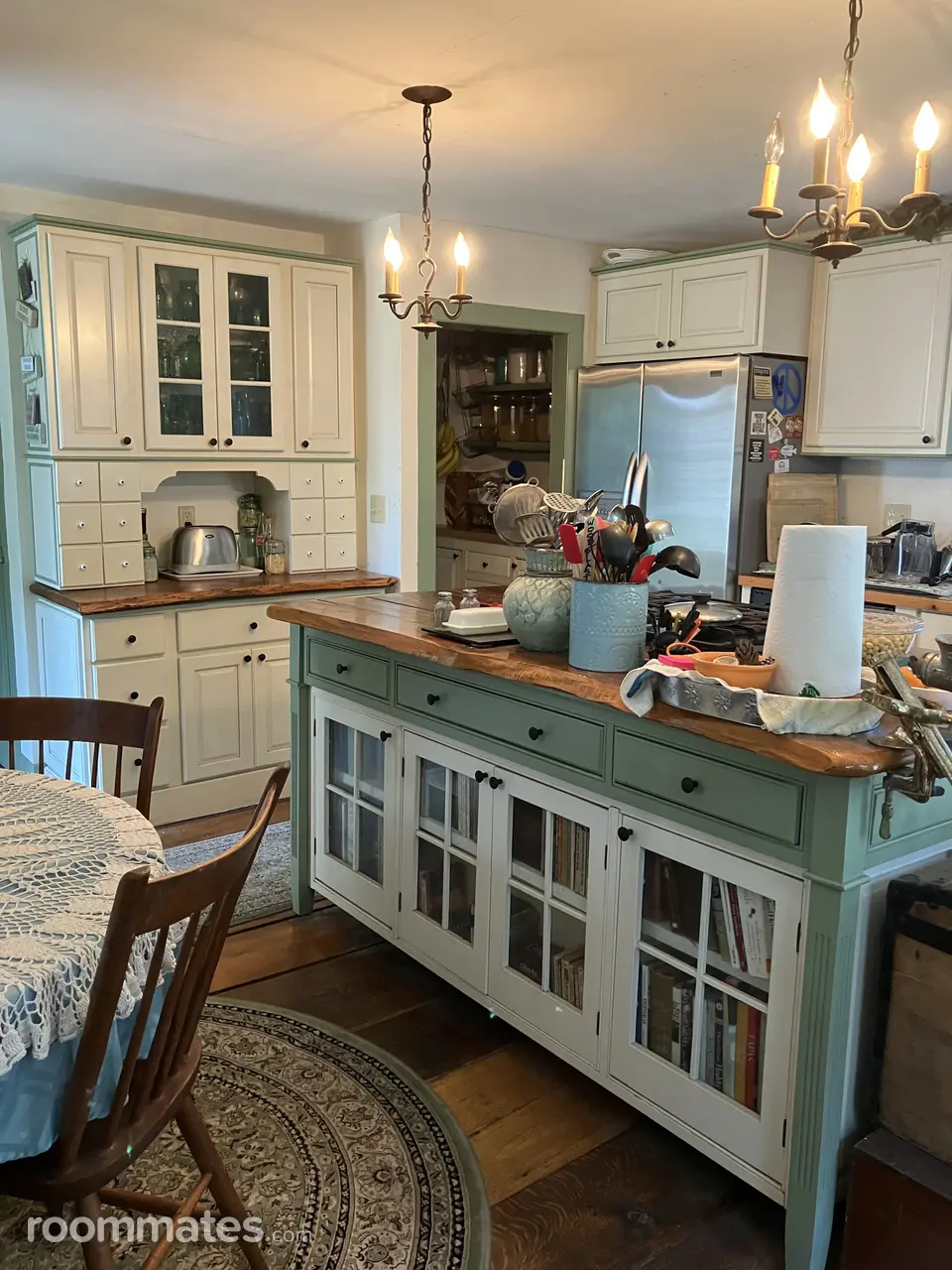 Profile photo 3 of 10