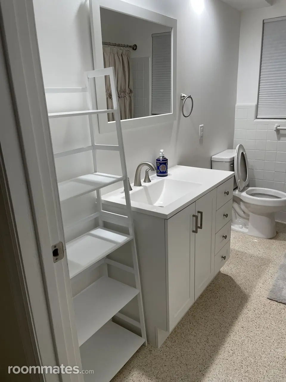 Profile photo 7 of 9