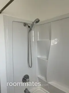 Room for rent in Costa Mesa, CA $1200, house