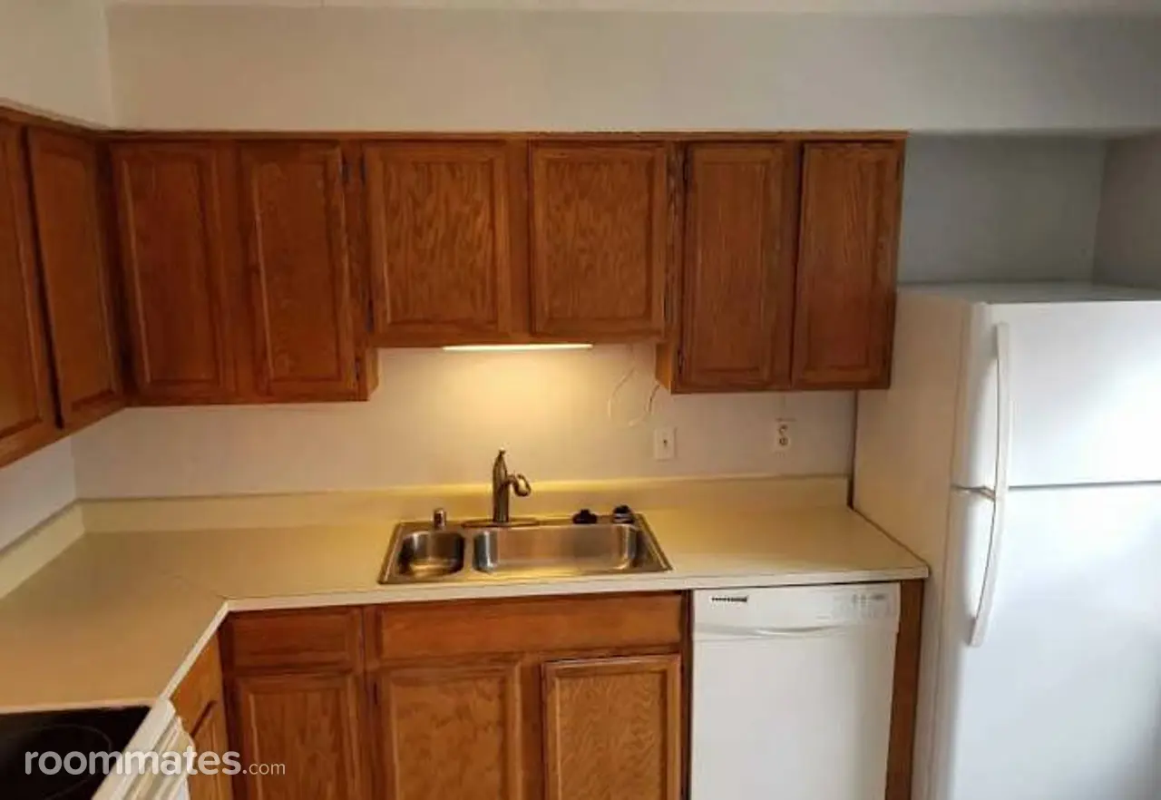 Profile photo 10 of 11