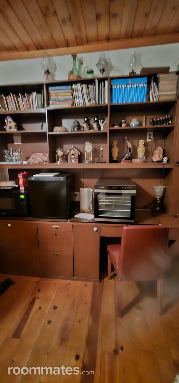 Room for rent in Enumclaw, WA $800, house