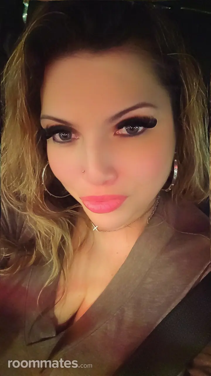 Profile photo 8 of 8