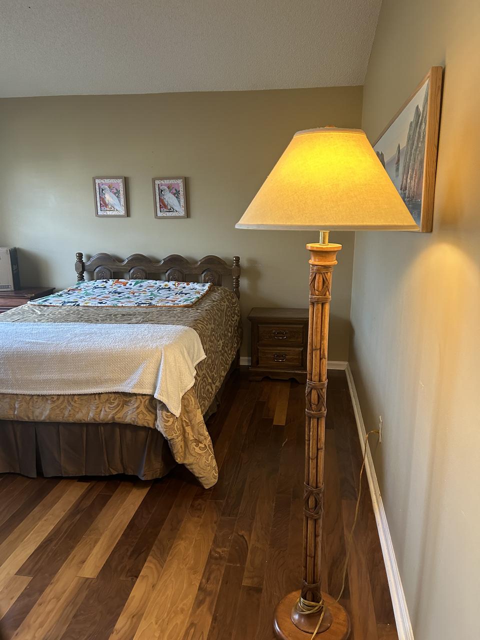 Profile photo 4 of 10