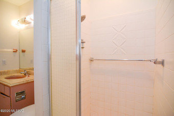 Room for rent in Tucson, AZ $895, house