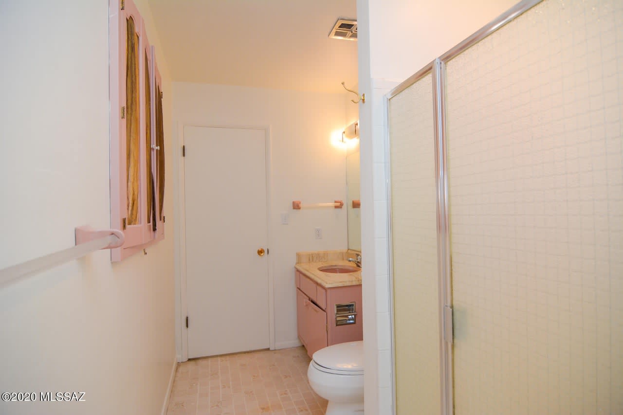 Profile photo 5 of 11