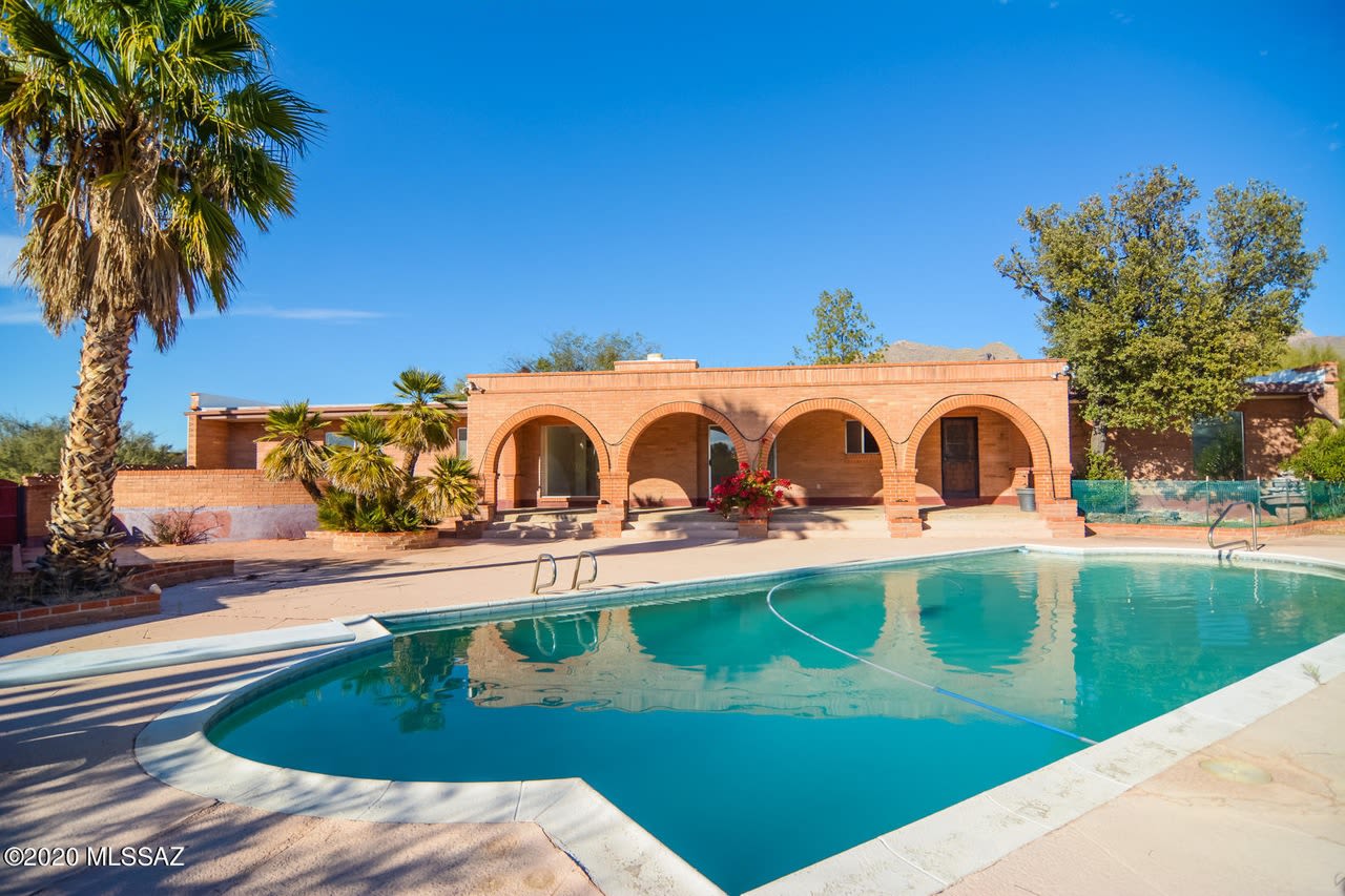 Profile photo 10 of 11