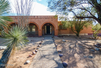 Room for rent in Tucson, AZ $895, house