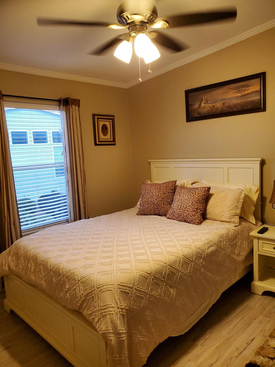 Profile photo 2 of 9