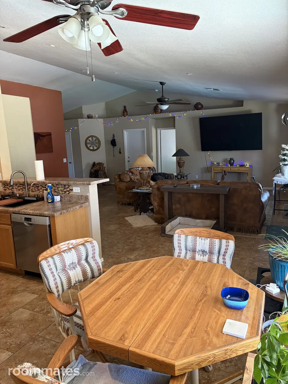 Profile photo 9 of 10