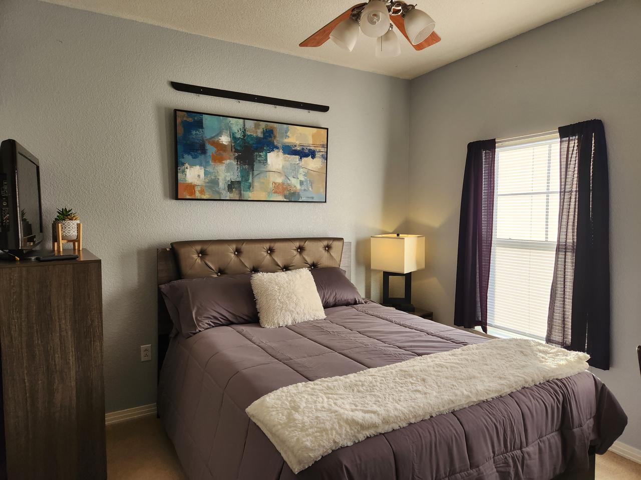 Profile photo 3 of 6